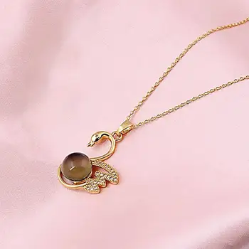 Популярное ожерелье с подвеской в виде лебедя для женщин и девочек, модные аксессуары, легкое ожерелье с подвеской в геометрической форме для свиданий
